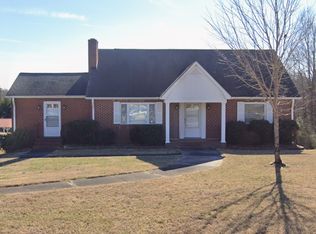 1411 Lexington Ave, Thomasville, NC 27360