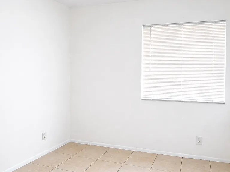 2047 NW 56th Ave #35 — Photo 7