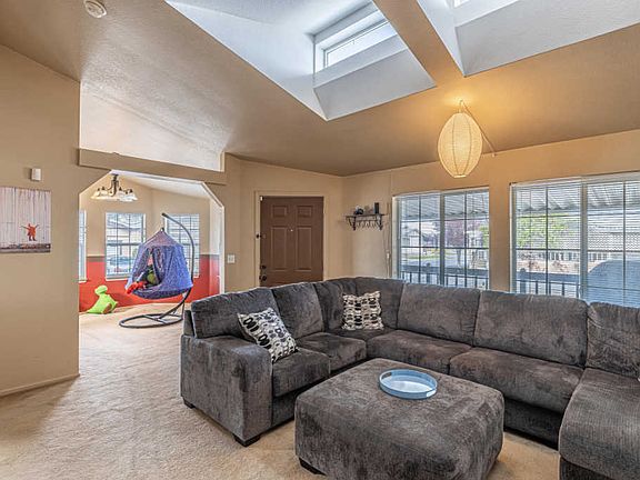 5th image of 2121 E Avenue I Spc 3