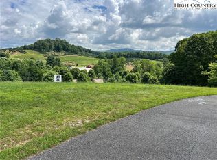 TBD Hollowcrest, Newland, NC 28657