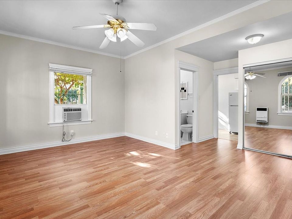 1st image of 1611 Schrader Blvd APT 212