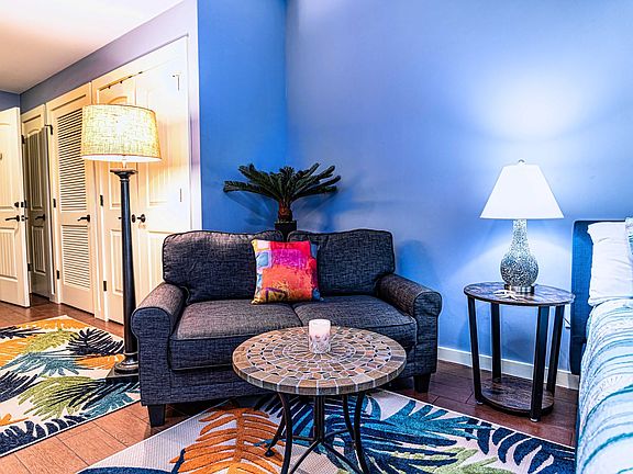3rd image of 965 Registry Blvd #212L