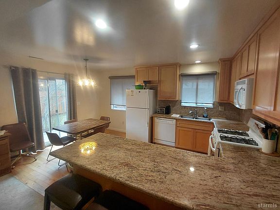 4th image of 1622 Atroari St