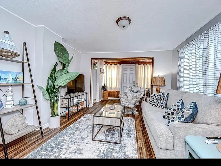 5437 Delette Ave S — Photo 5