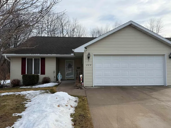 229 Channel Trce, Shawano, WI 54166
