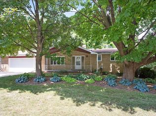 28 Pleasantview Ct, Appleton, WI 54914