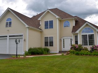 11 Rolling Meadow Dr, Millis, MA 02054