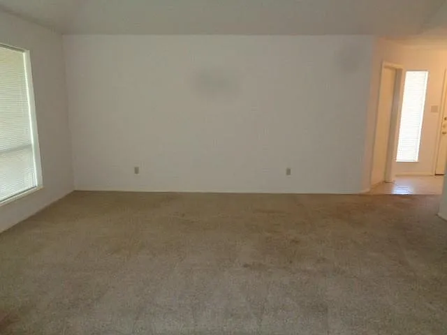 19806 Rustlewood Dr — Photo 5