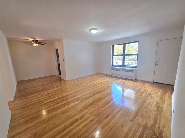 19667 69th Ave #2, Fresh Meadows, NY 11365