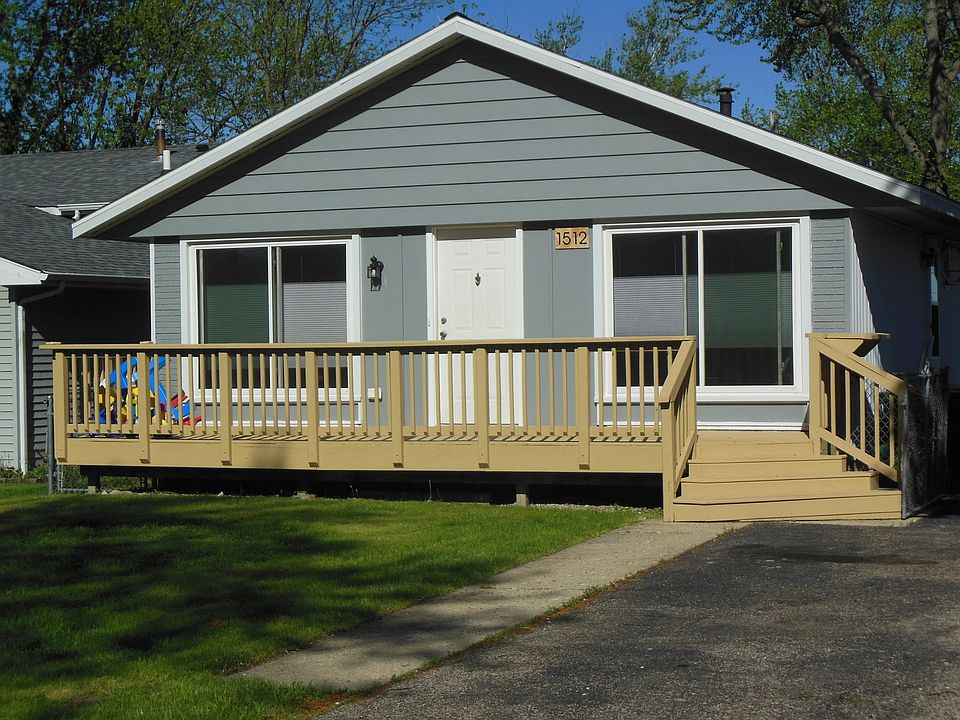 1st image of 1512 N Lake Shore Dr