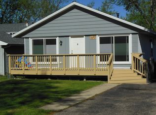 1512 N Lake Shore Dr, Round Lake Beach, IL 60073
