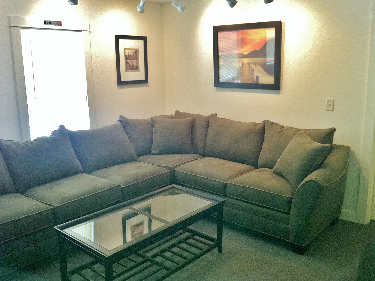 208 Williams Street - 2 — Photo 3