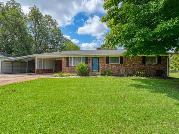 5 Clover St, Inman, SC 29349