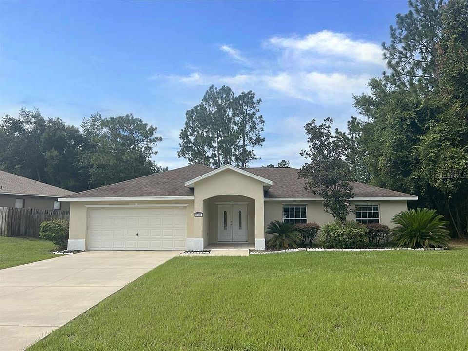 1st image of 211 Bahia Cir