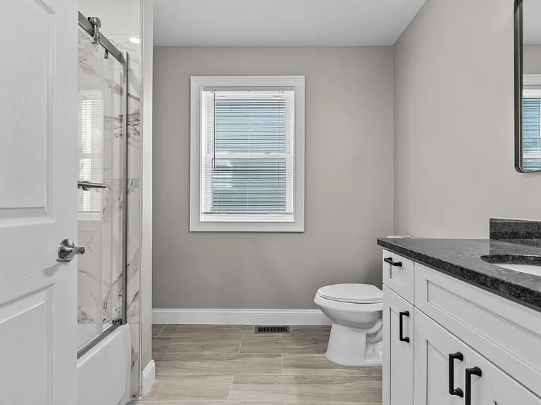 14 Herschel St #1 — Photo 14