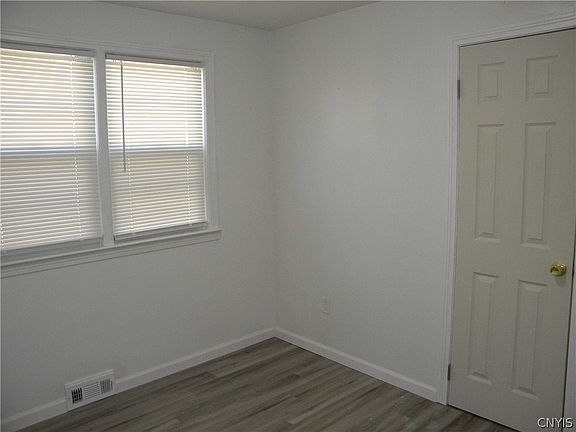 2nd image of 100 Cleveland Ave