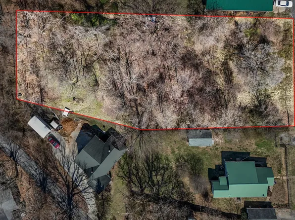 2012 Lowell Dr, Kingsport, TN 37660