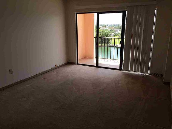 4th image of 51 Island Way APT 402