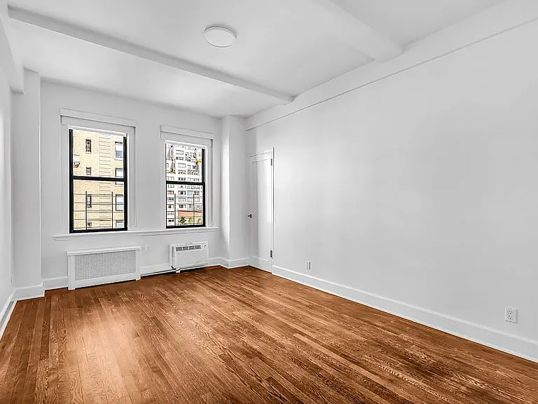 12 E 86th St #831 — Photo 5