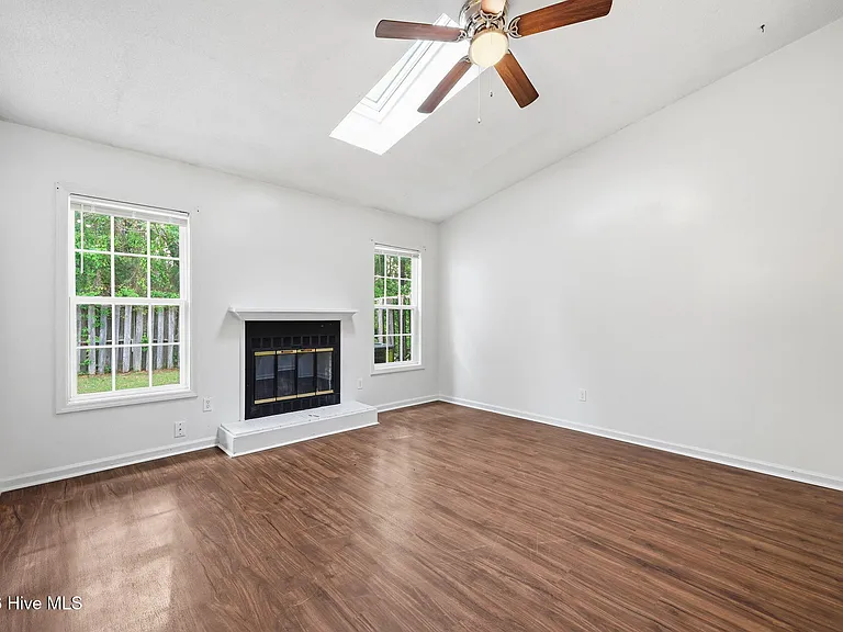 774 Pinewood Dr — Photo 19