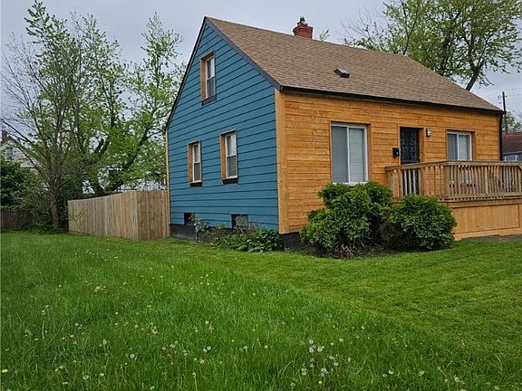 3rd image of 4292 E 141st St