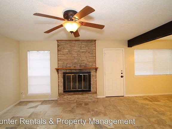 4th image of 2202 Cascade Dr #A