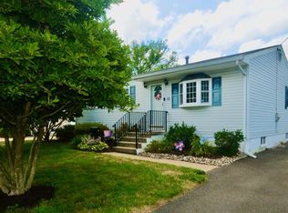 62 Christine Ave, Hamilton, NJ 08619