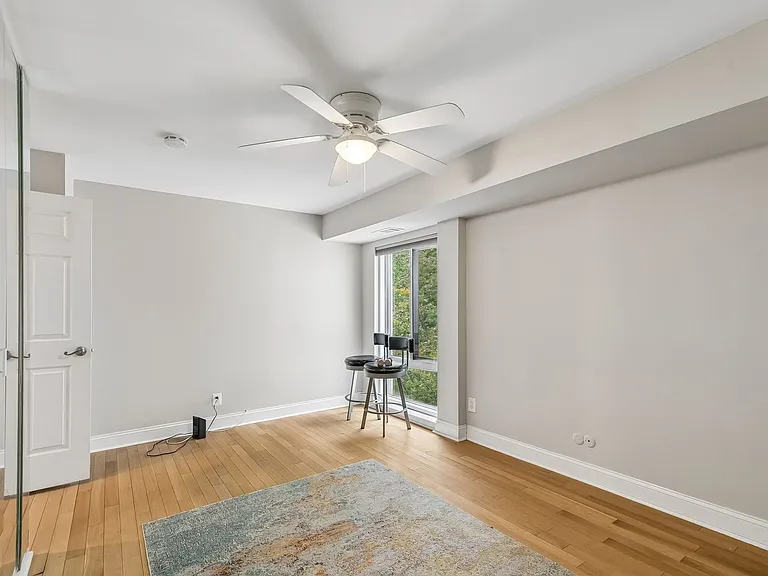 1740 Oakwood Ter #14I — Photo 7