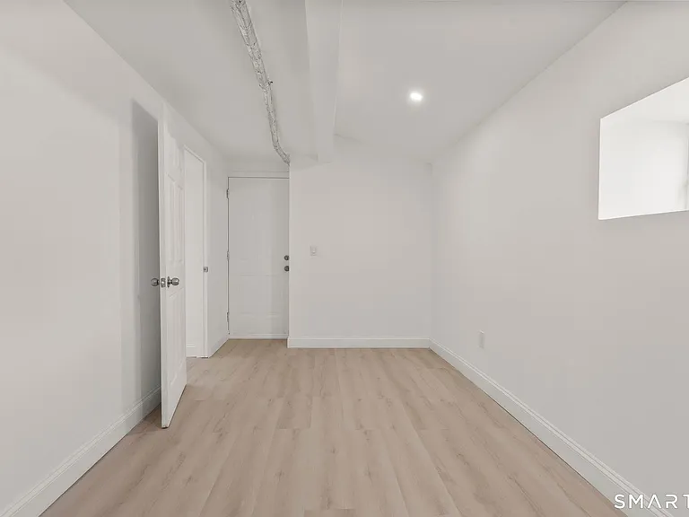 64 Soundview Ave #1 — Photo 17