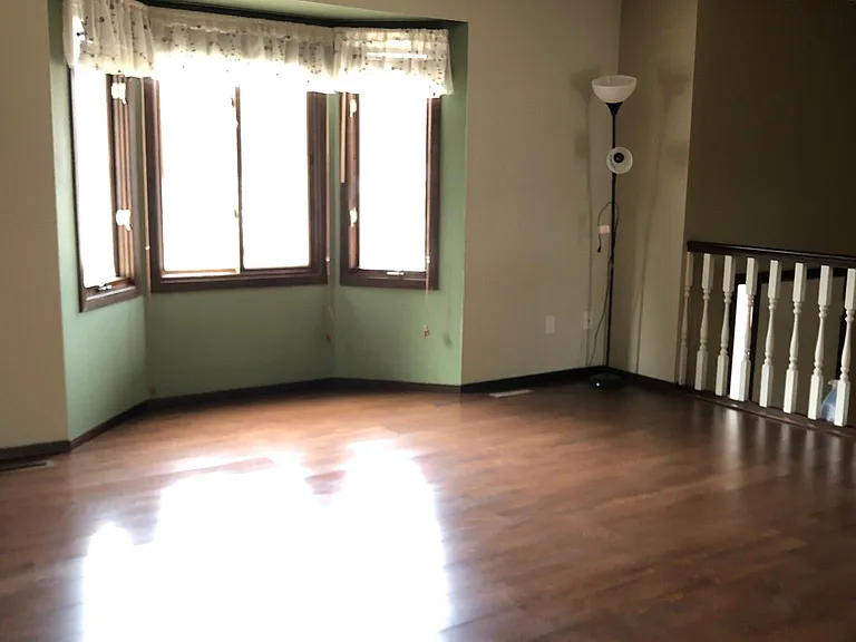 4300 S Arden Ave — Photo 3