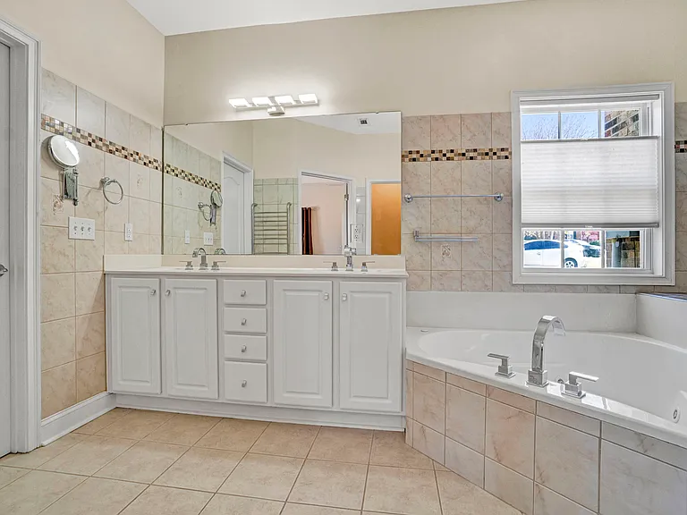 5 Middleberry Ct #A — Photo 29