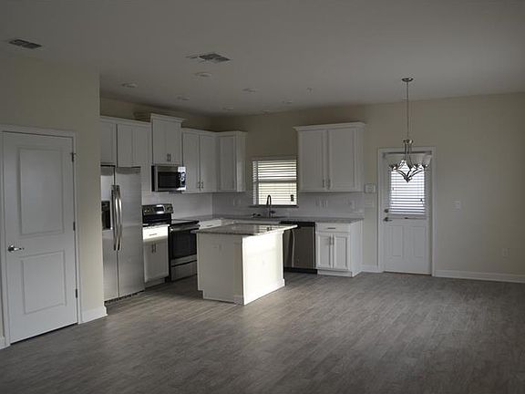 4th image of 11671 Mystery Ln
