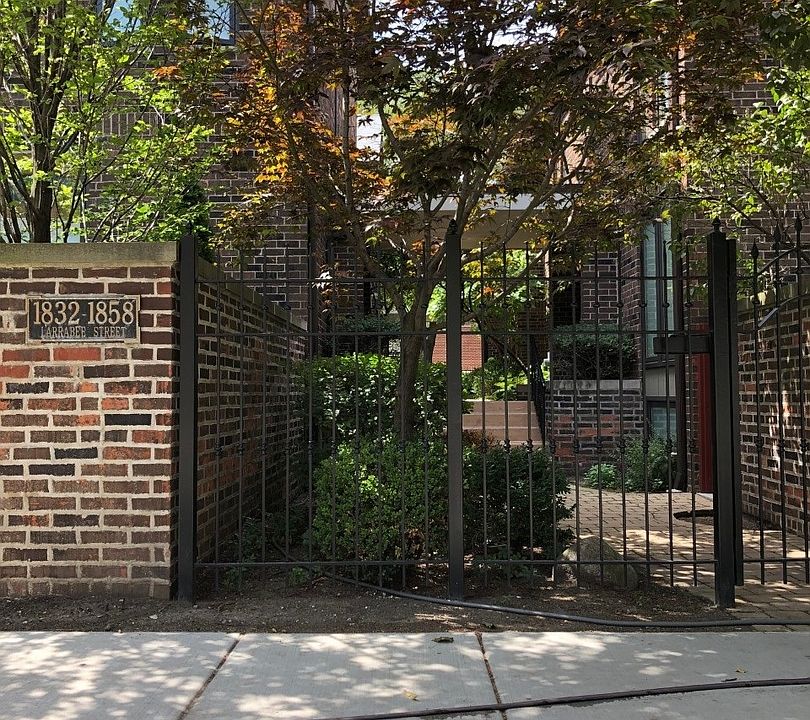 1st image of 1848 N Larrabee St #1848