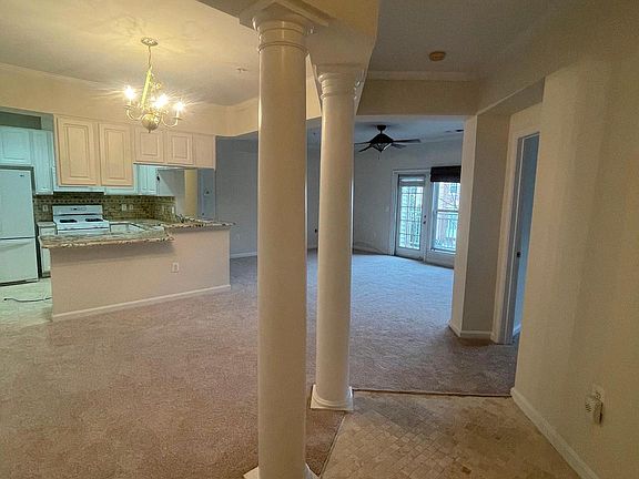 5th image of 2931 Deer Hollow Way Unit 205