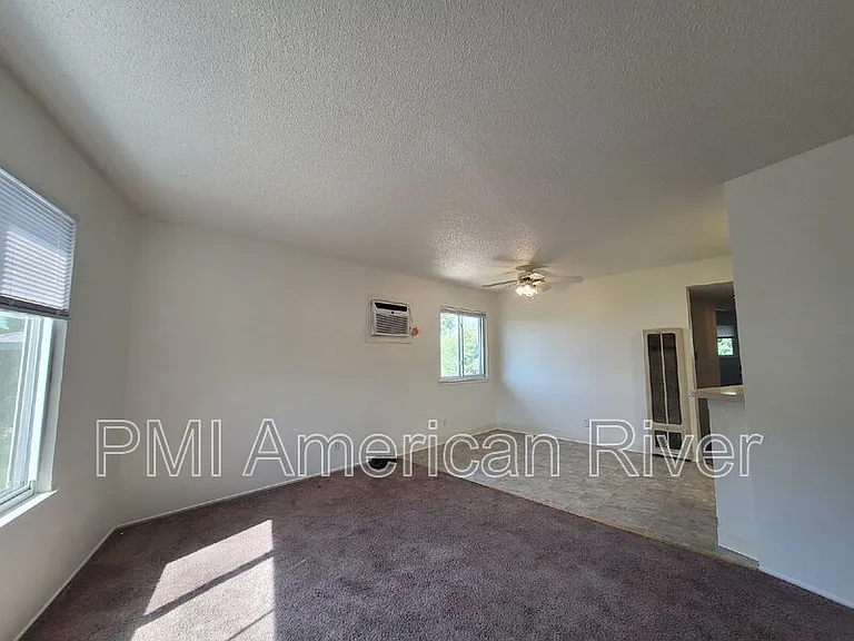 6124 Terrell Dr #3 — Photo 2