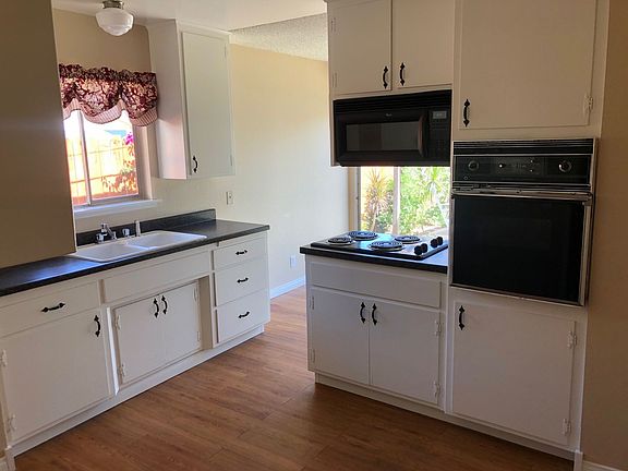 2nd image of 4271-4275 Howard Ave
