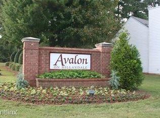 576 Hillandale Park Dr, Lithonia, GA 30058