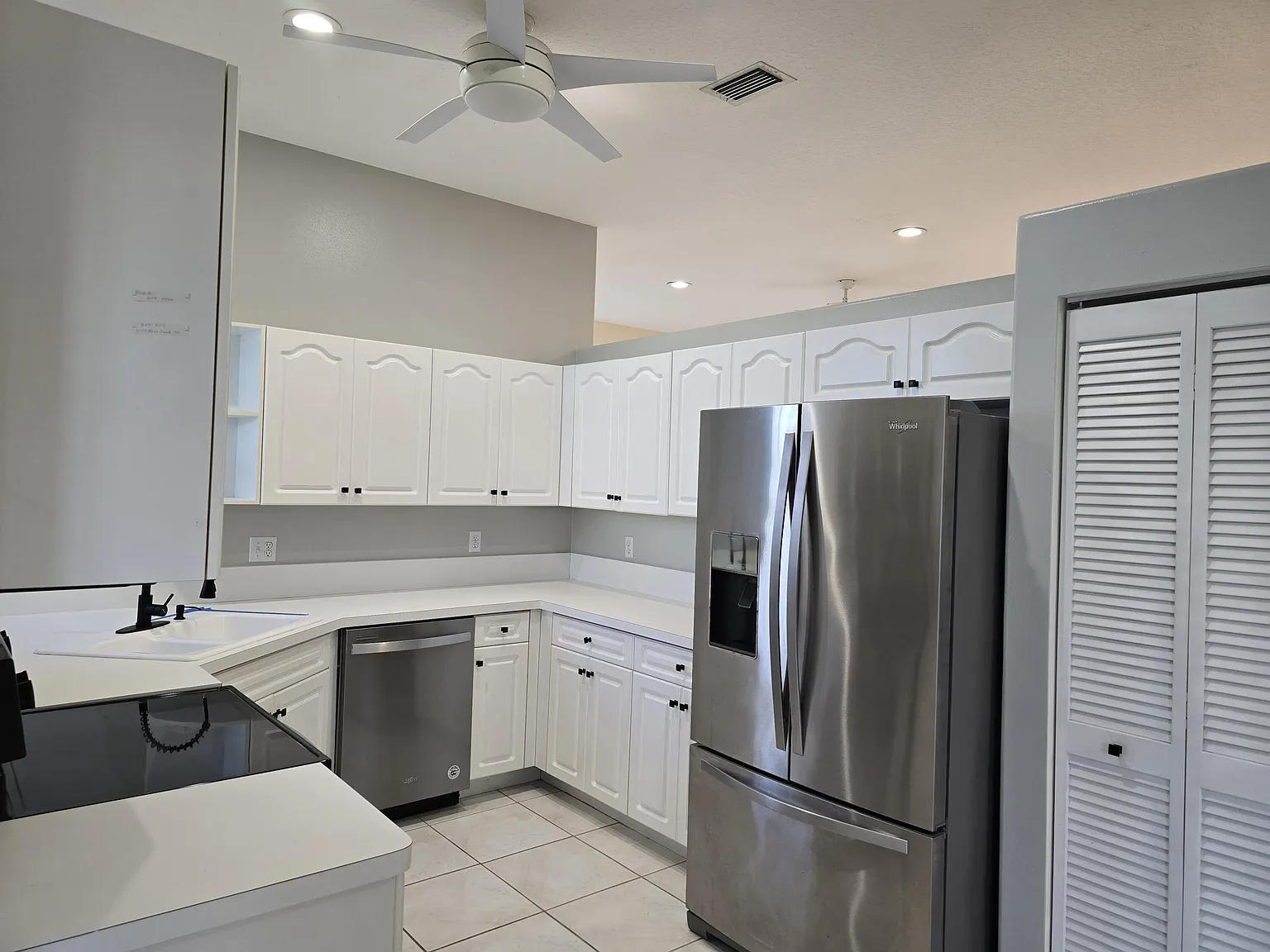 2 bed, 2.0 bath, 1586 sqft, $3,200 — Photo 4