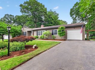 74 Lynnwood Ln, Worcester, MA 01609