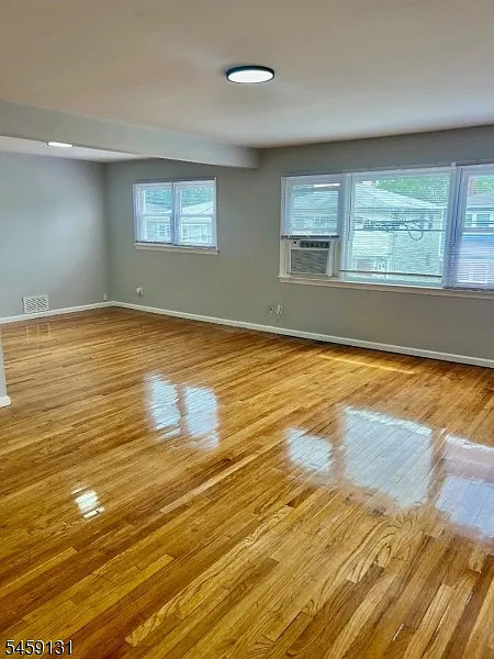 2 bed, 1.0 bath, $2,300 — Photo 3