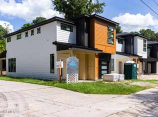 17 S 29th St, Wilmington, NC 28403