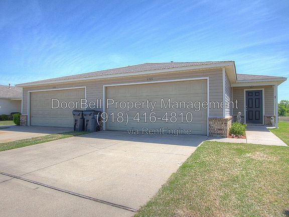 3rd image of 5807 N 34th St