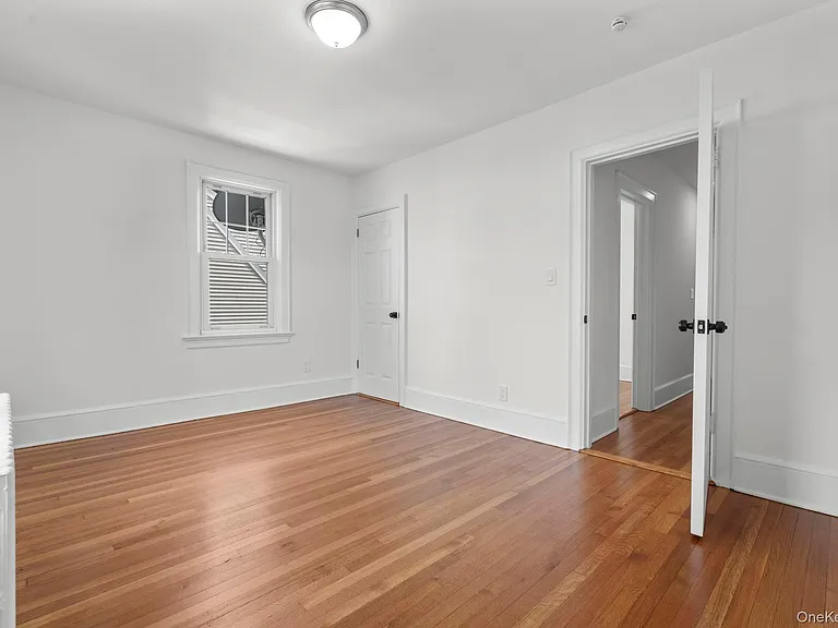 51-53 Park Ave #51 — Photo 18