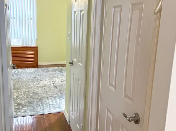 3021 Avenue Z image 4 of 12