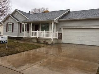 2nd image of 733 Country Club Dr