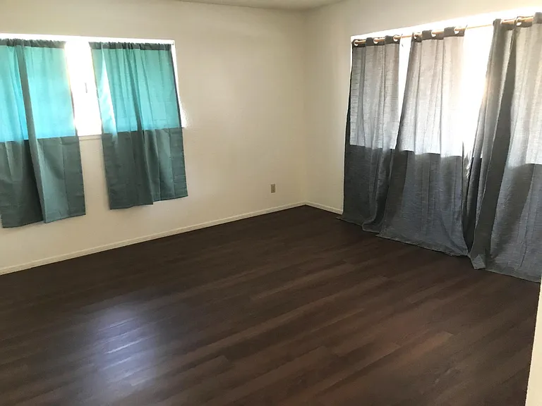 440 Cheyenne Cir — Photo 5