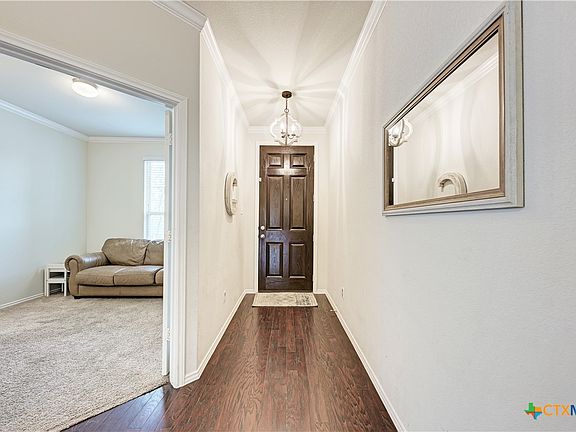 3rd image of 533 Bonnet Blvd