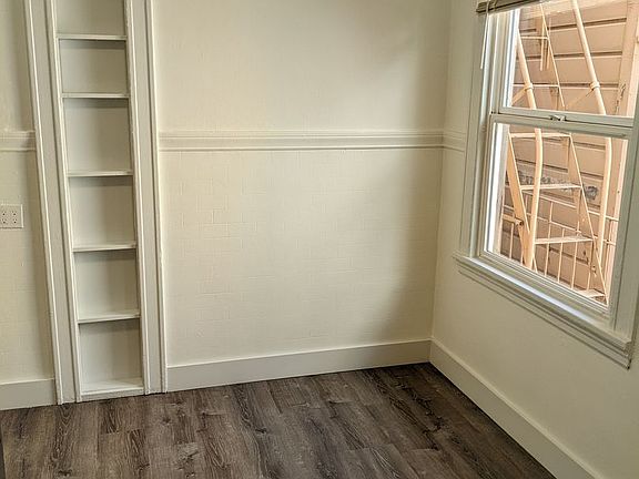 5th image of 140 Julian Ave #201
