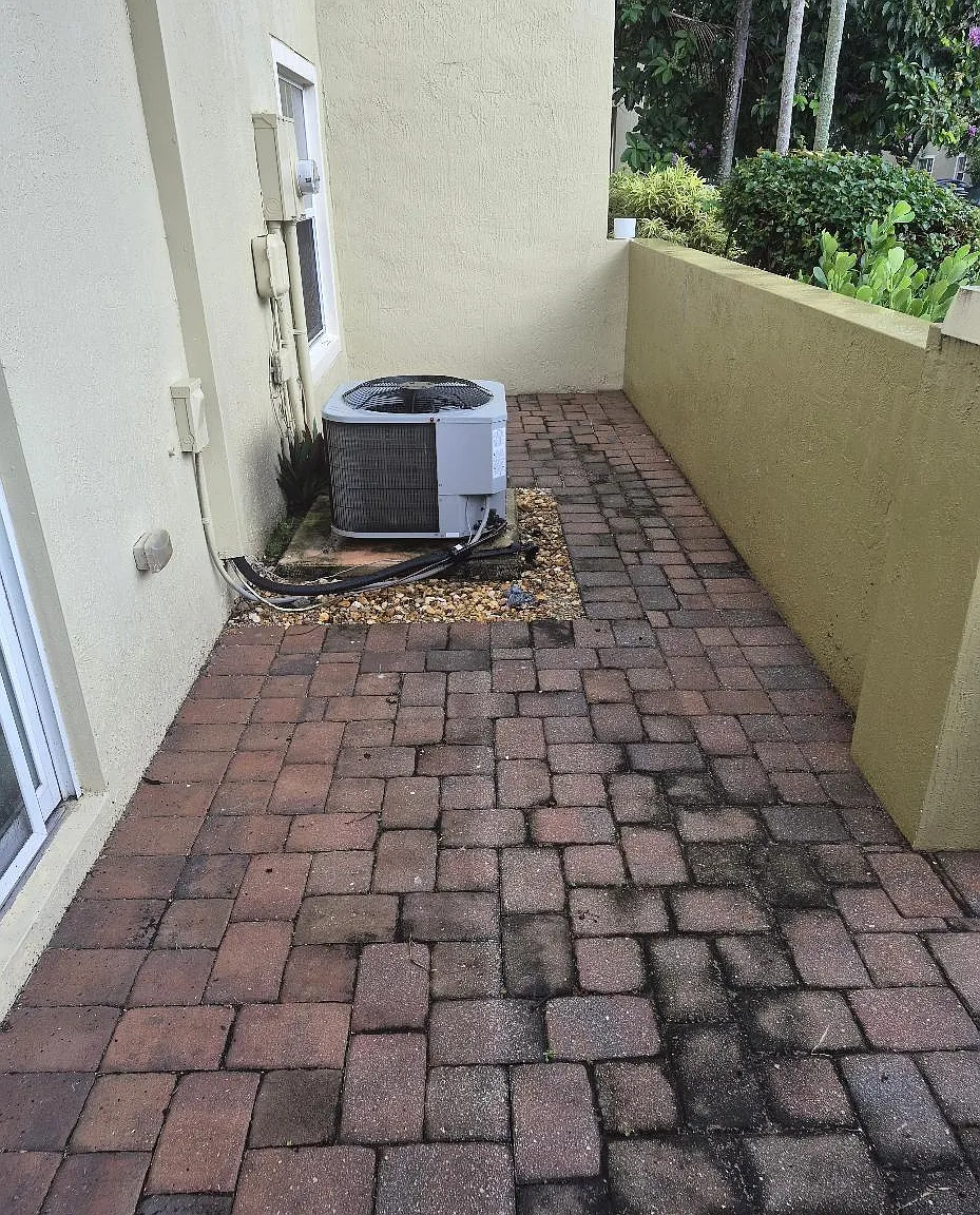 3 bed, 2.5 bath, 1389 sqft, $2,800 — Photo 3