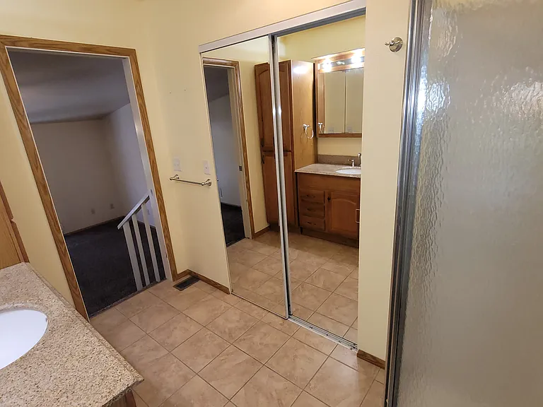 627 Highline Dr — Photo 19